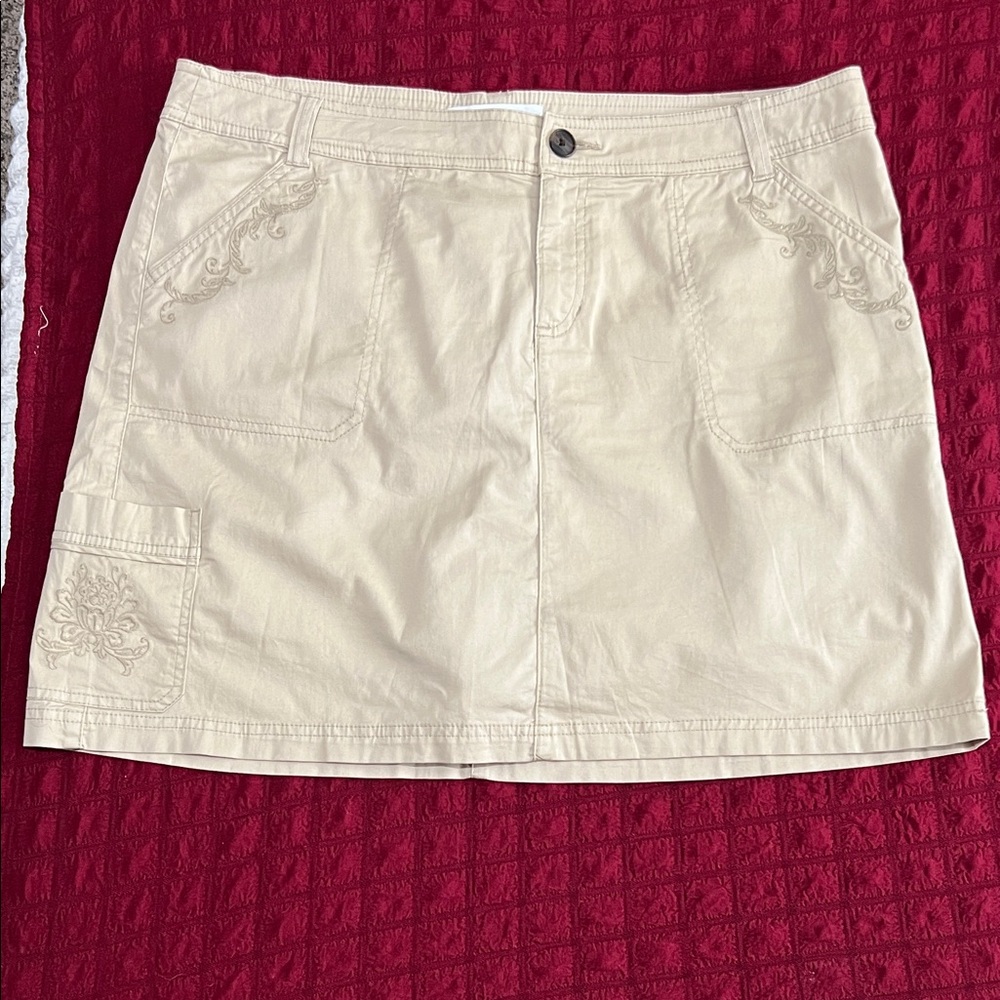 Croft & Barrow Khaki Embroidered Mini Skort